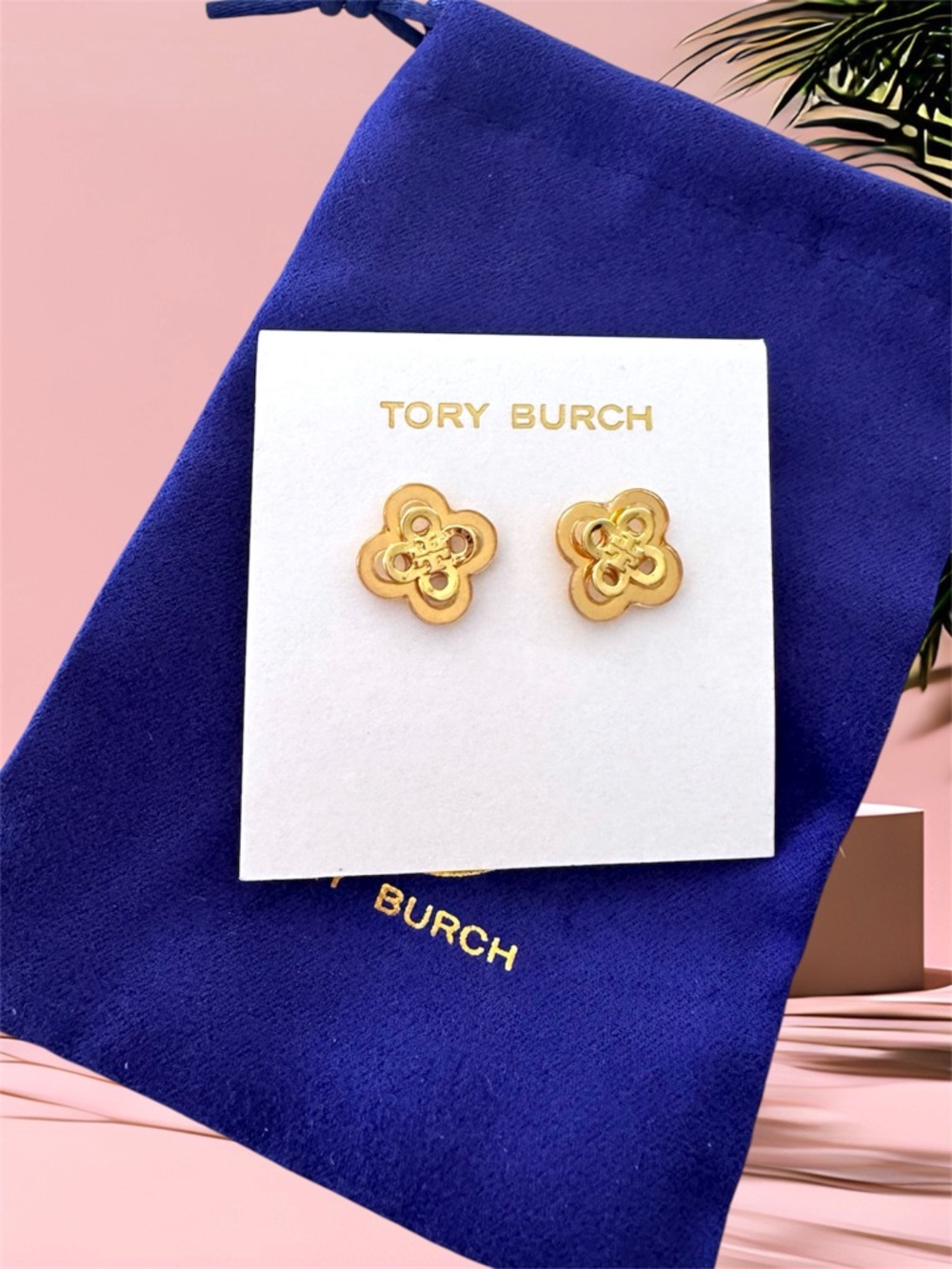 FORGET ME NOT CLOVER STACKED STUD EARRINGS
